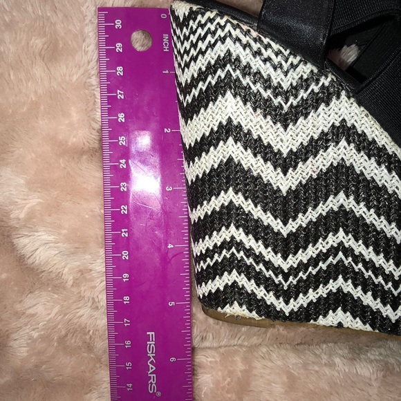 Wedges - Picture 4 of 4